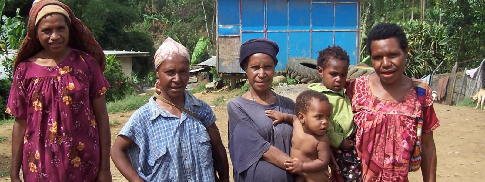 Four Papua New Guinean women and two children